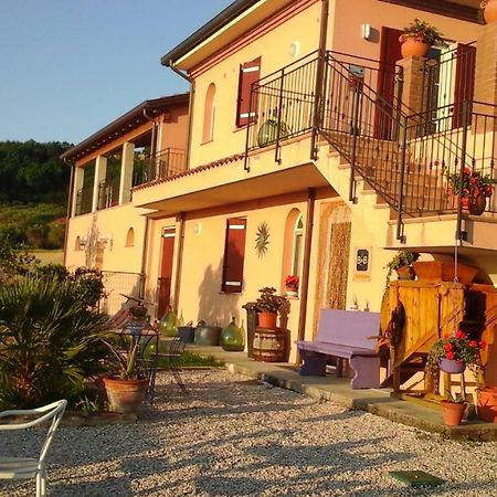 B&B Castellano Cerasolo ภายนอก รูปภาพ