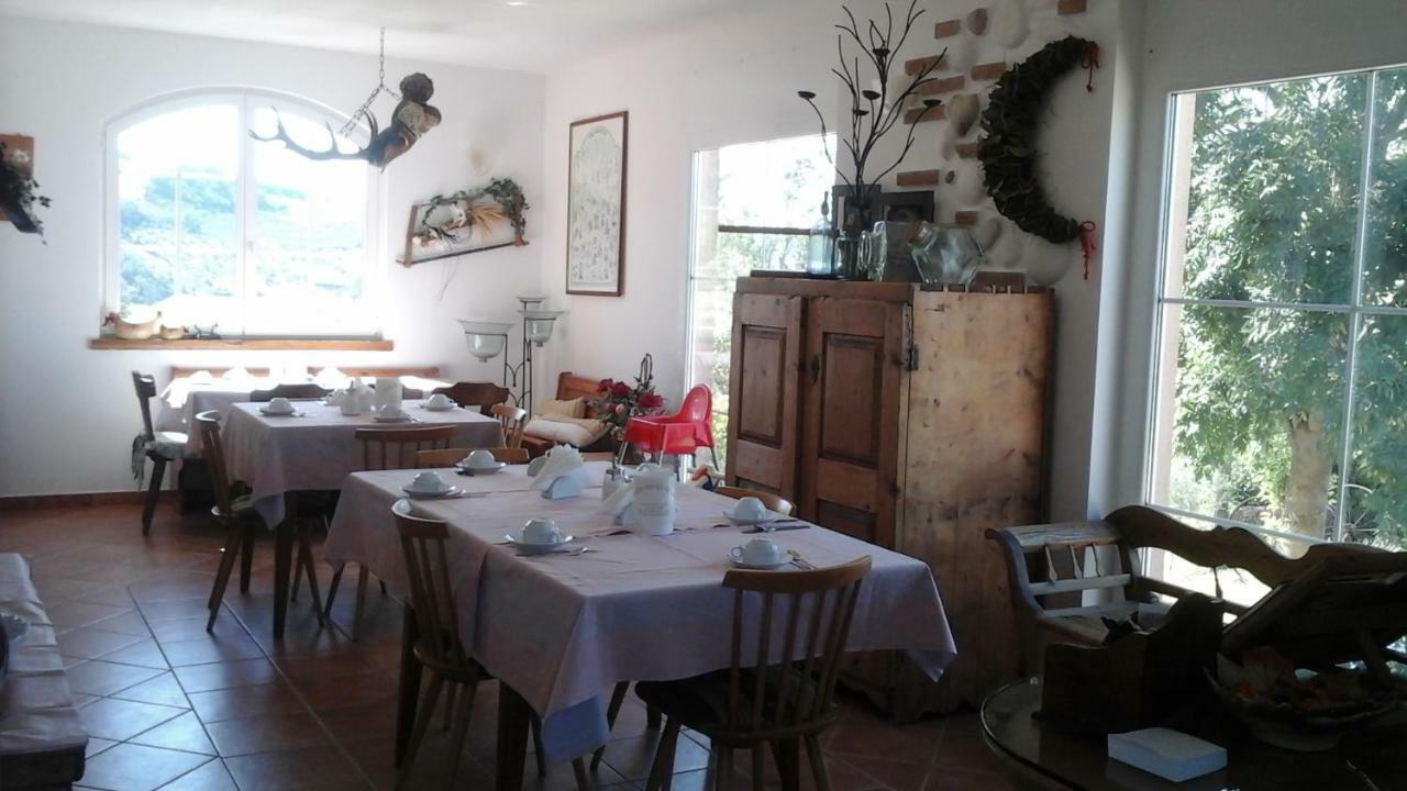 B&B Castellano Cerasolo ภายนอก รูปภาพ